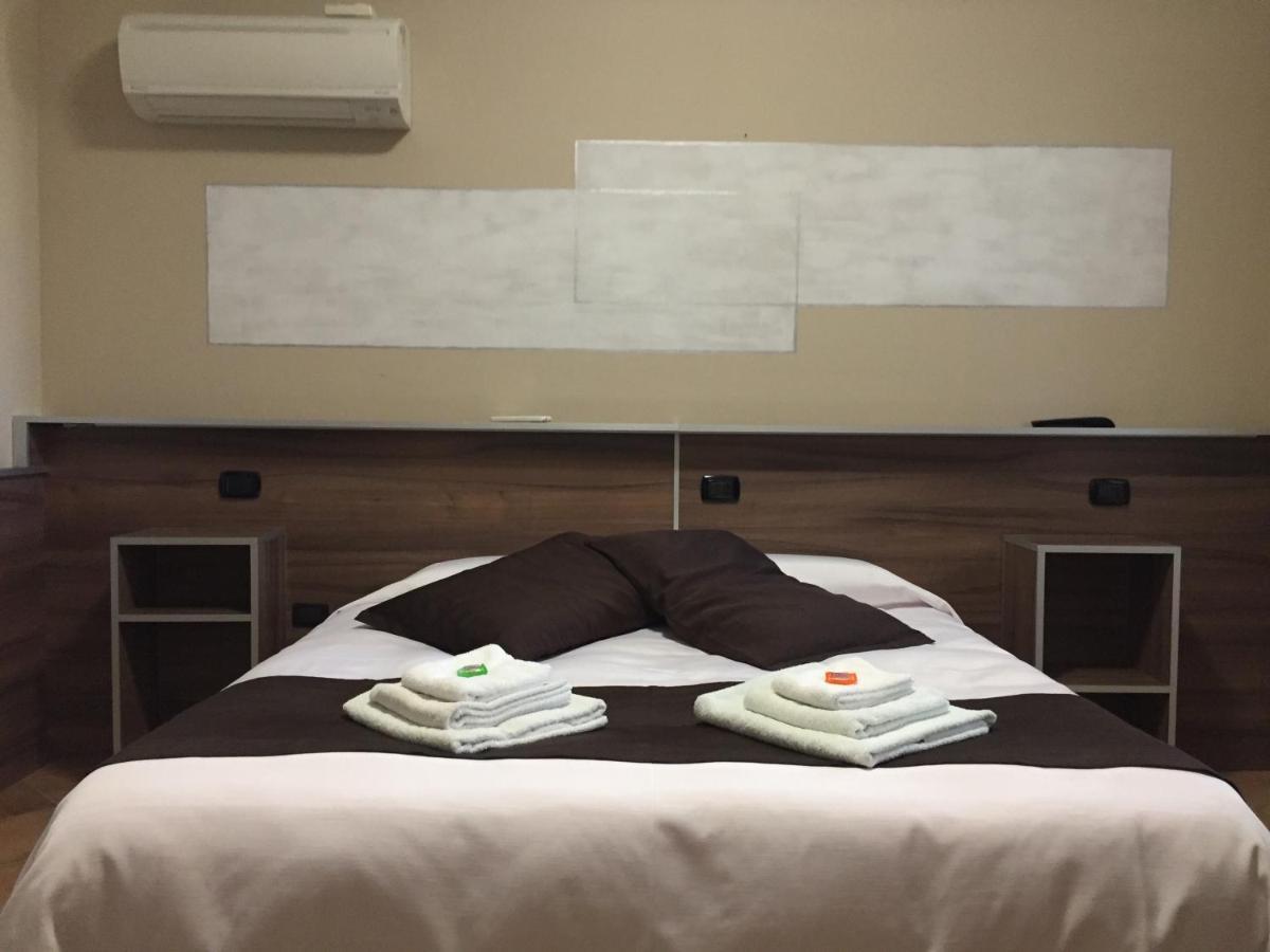Bed&Breakfast Giardini Di Marzo Lecce Exterior foto
