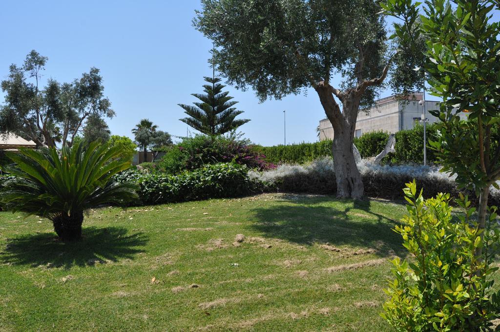 Bed&Breakfast Giardini Di Marzo Lecce Exterior foto